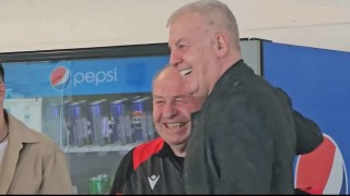 Легендарният домакин на ЦСКА Бай Добри и една от