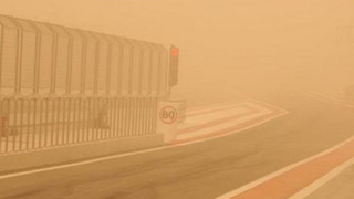 Пясъчна буря прекъсна тренировките в Бахрейн