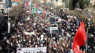 В Иран и днес се провеждат големи проправителствени демонстрации след