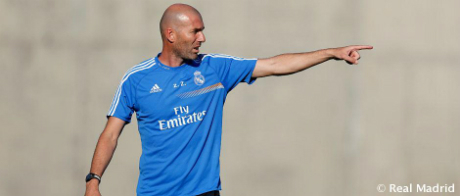 Зизу сигурен за треньорския пост в Реал (Мадрид)