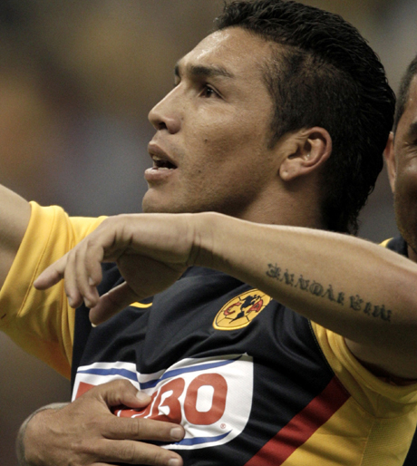 Кабаняс все още в критично състояние