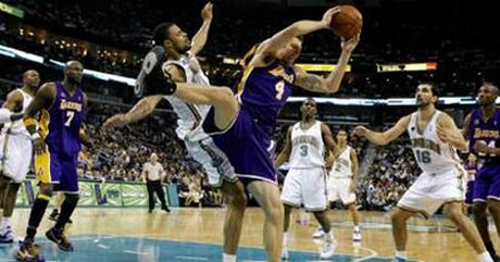 Лос Анджелис с две загуби в НБА