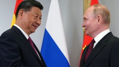 Си Дзинпин и Путин затягат редиците в ШОС