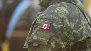 Канада ще изпрати в Полша още 40 бойни инженери които