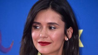 Типично за Vanity Fair е да кара звездите да обясняват най различни