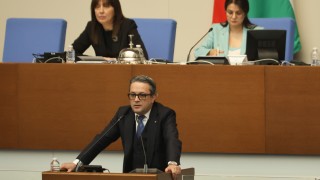 49 то Народно събрание като предишните няколко парламента приключва мандата си