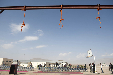 5 души са екзекутирани в Афганистан за групово изнасилване  