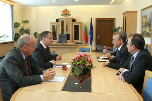 България внесла нефтопродукти за над $47 млн. от Азербайджан през 2006 г.