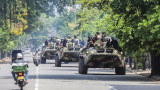 Шри Ланка разположи бронирани машини и войски в столицата