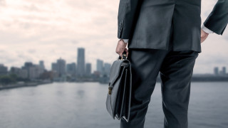 Японски обществен служител бе глобен и порицан тъй като често