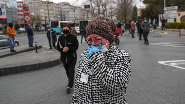 Турция с най-голям скок на починали от COVID-19 за денонощие 