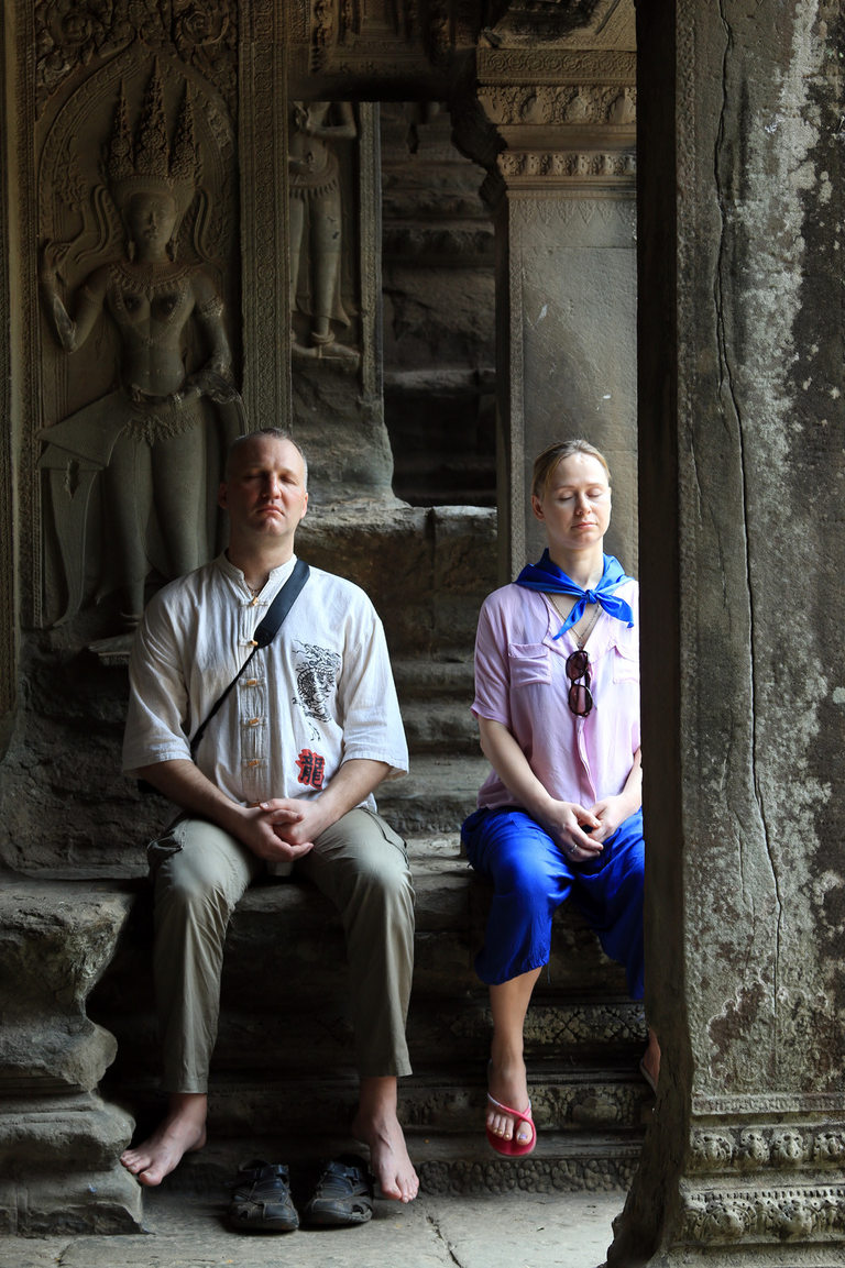  Западни туристи избират Ангкор Ват, с цел да медитират, защото силата на мястото е осезаема 