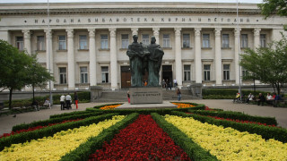 Трагично е състоянието на библиотечния фонд Това става ясно от извършен