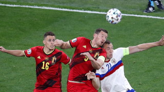 Рекордьорът по мачове за Белгия окачи бутонките