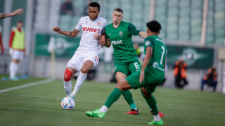 Още двама футболисти на ЦСКА увиснаха с жълти картони след