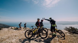 Porsche придобива мажоритарен дял в производителя на електрически велосипеди Greyp