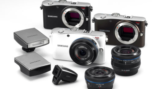 Samsung представи нова безогледална фотокамера