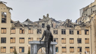 Относително спокойствие в Харков, докато Украйна атакува ракетни обекти в Русия