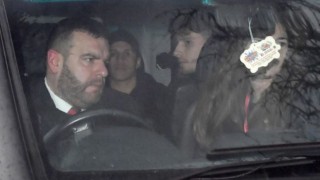 Нападателят на Арсенал Алексис Санчес вече е в Манчестър