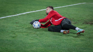 Густаво Бусато започна работа с топка, Бютучи и Купър тренират индивидуално