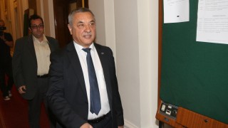 ГЕРБ ще подкрепят вицепремиера Валери Симеонов за закона за хазарта