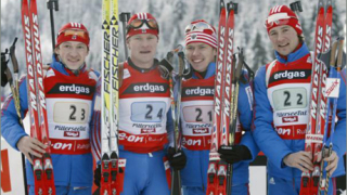 Черезов спечели спринта, Свендсен и Шуман заедно на върха