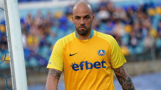 Вратарят на Левски Николай Михайлов призна че целият сезон