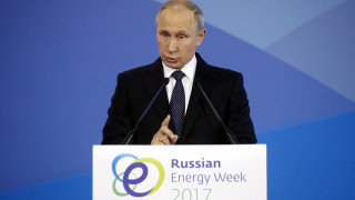 Путин не изключи продължаване на пакта ОПЕК+ до края на 2018-а
