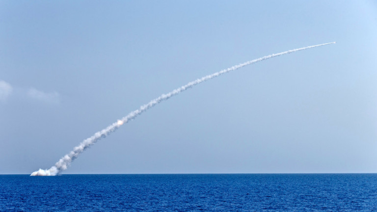 10 крилати ракети "Калибр" от руски подводници удариха позиции на ДАЕШ в Сирия