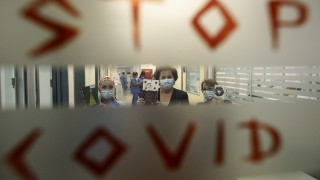 Гърция отлага плановете за отваряне на всички училища от следващия