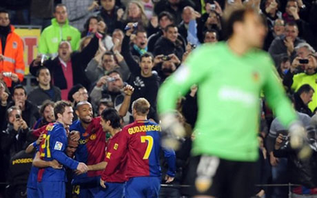 Барса не прости и на Валенсия, Анри с хеттрик