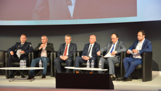 Изграждат 160 зарядни станции по първокласната пътна мрежа