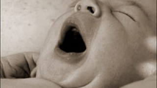 Плачещите бебета се превръщат в проблемни деца