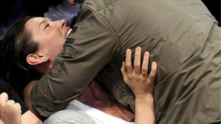 Заснеха Джъстин Тимбърлейк и Джесика Бийл в страстна целувка