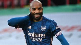 Александър Лаказет и Габриел Мартинели донесоха победата на Арсенал срещу