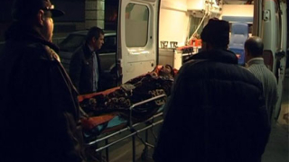 300 цигани нападнаха линейка 