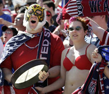 Златната купа: САЩ - Панама 2:1