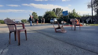Шести ден продължава безсрочния протест до сливенското село Крушаре информира