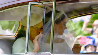 След като гостите се настаниха в параклиса Сейнт Джордж първи в