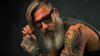 Факт е че рок звездите също остаряват въпреки че