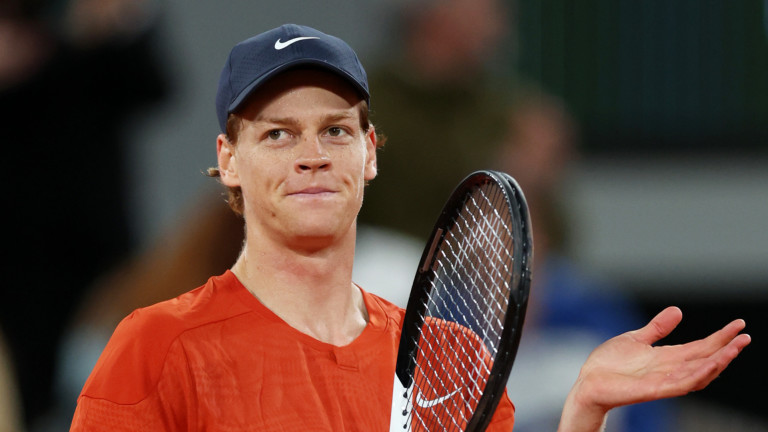 Jannik Sinner est devenu muet et affrontera Grigor Dimitrov en quarts de finale de Roland Garros Jannik Sinner est devenu muet et affrontera Grigor Dimitrov en quarts de finale de Roland Garros