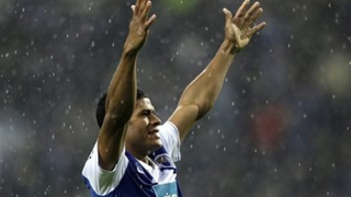 Милан вади оферти за дуо от Порто