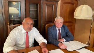 Пенсионерите ще получат допълнително 50 лева към и за месец