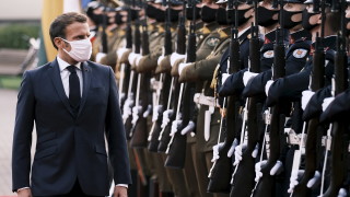 Френският президент Еманюел Макрон се срещна във Вилнюс с лидера