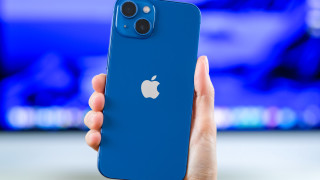 Пазарът на умни телефони нараства през 2021 г за първи