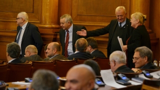 НС отхвърли искането на БСП кабинетът да анализира последиците от СЕТА