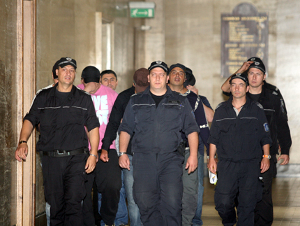 Вадят „нагъл” от затвора да свидетелства срещу експолицай