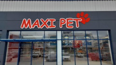 MAXI PET и клиентите направиха тази Коледа вълшебна за български приюти за кучета и котки