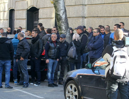 Номинацията на убиеца Полфрийман за "Човек на годината" е гавра, обяви протест
