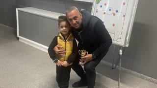 Деца от детска градина Усмивка в град Завет заедно със